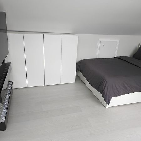 New House, Private Rooms In A Peaceful Neighborhood Dublin Ngoại thất bức ảnh